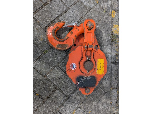 Staaldraadtakel, tractel, tirfor tu-32, hijsblok en divers hijsmateriaal - afbeelding 6 van  8