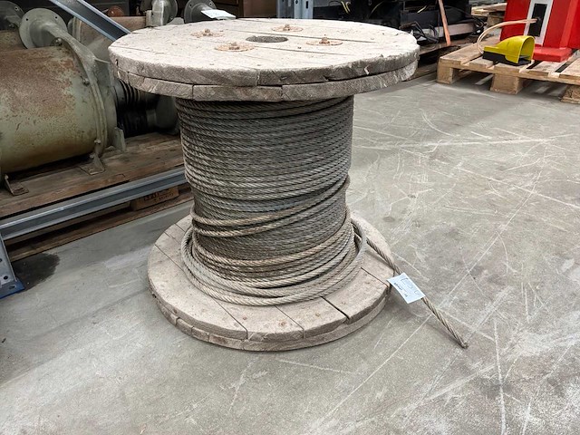 Staalkabel - afbeelding 2 van  3