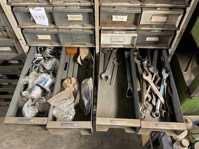 Staalmeubel kast (2x) - afbeelding 4 van  10