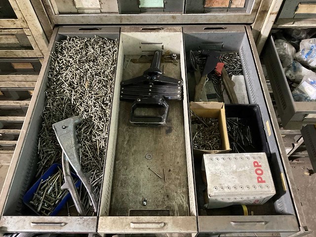 Staalmeubel kast (2x) - afbeelding 8 van  10