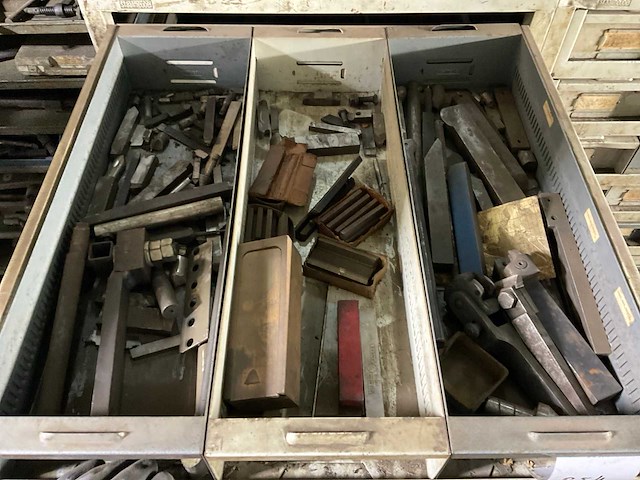 Staalmeubel kast (2x) - afbeelding 2 van  11