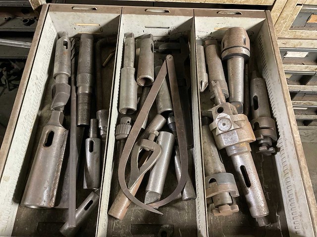 Staalmeubel kast (2x) - afbeelding 4 van  11