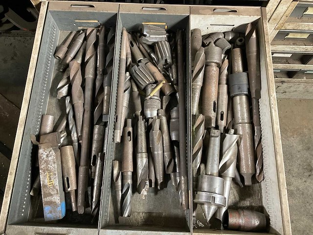 Staalmeubel kast (2x) - afbeelding 5 van  11