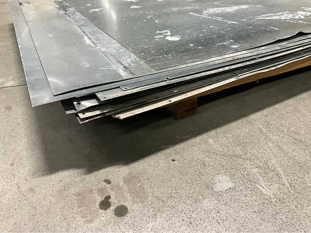 Staalplaten 20 stuks - afbeelding 1 van  1