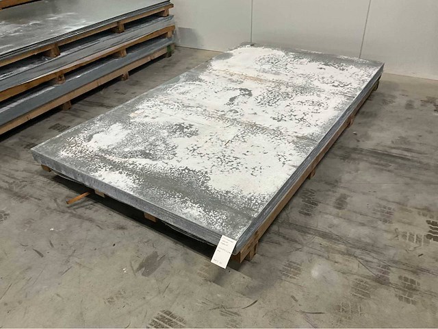 Staalplaten 54 stuks - afbeelding 1 van  1