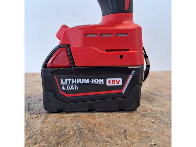 Staalschaar op accu, rood - afbeelding 12 van  14