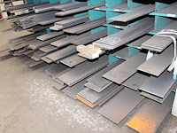 Staalstrips in diverse afmetingen in rek. let op: exclusief rek. - afbeelding 4 van  5