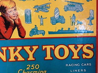 Staand dinky toys reclamebord - afbeelding 4 van  5