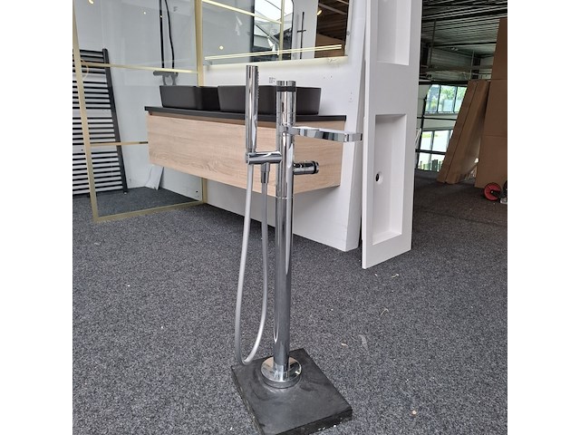 Staande badkraan, chroom - afbeelding 1 van  6