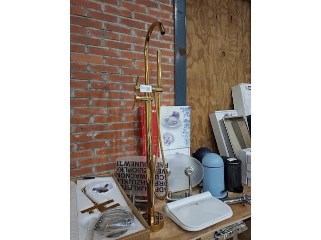 Staande badkraan glans goud - afbeelding 1 van  6