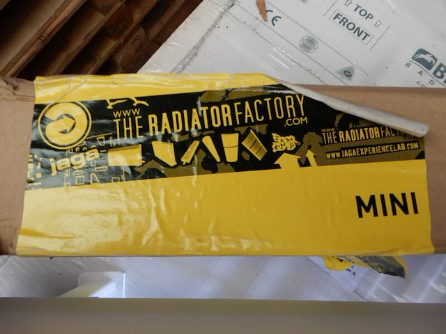 Staande convectorradiator, jaga, mini, mat wit - afbeelding 4 van  4