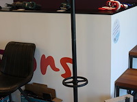 Staande kapstok met 4x 2 haken. hoogte 160 cm. - afbeelding 2 van  2