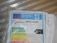 Staande koelkast electrolux erf4113aow - afbeelding 7 van  7