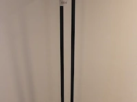 Staande lamp. hoogte 180 cm - afbeelding 2 van  2