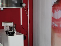 Staande lamp met leesfunctie. - afbeelding 2 van  2