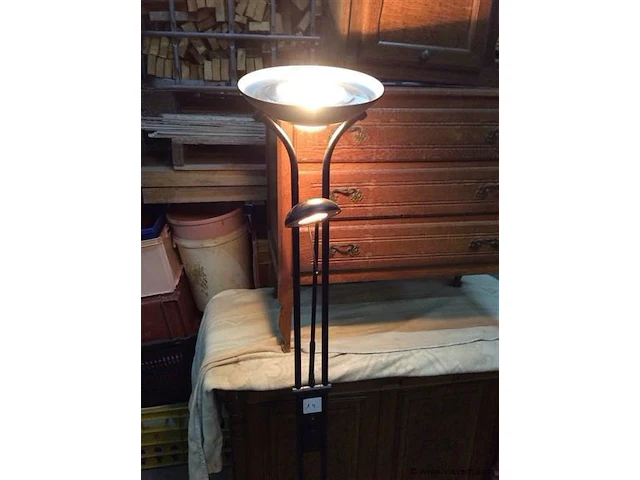 Staande lamp - afbeelding 2 van  2