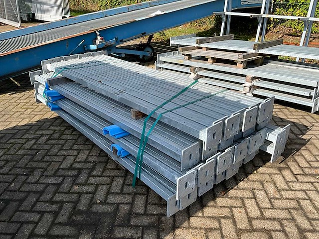 Staander verzinkt (2590mm) (85x) - afbeelding 3 van  8