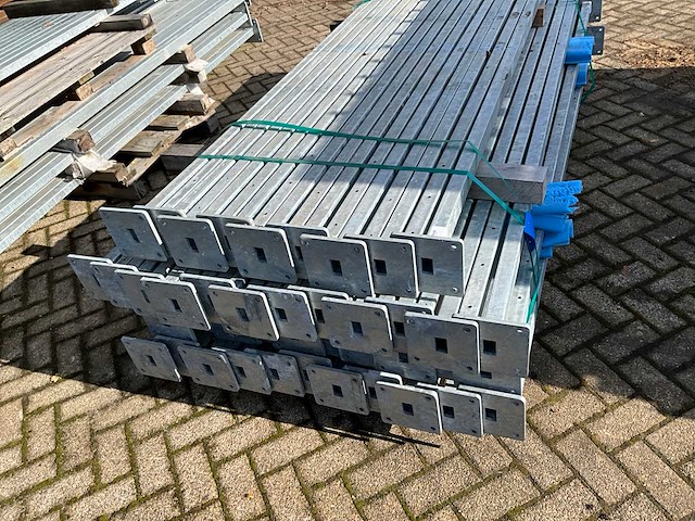 Staander verzinkt (2590mm) (85x) - afbeelding 2 van  6