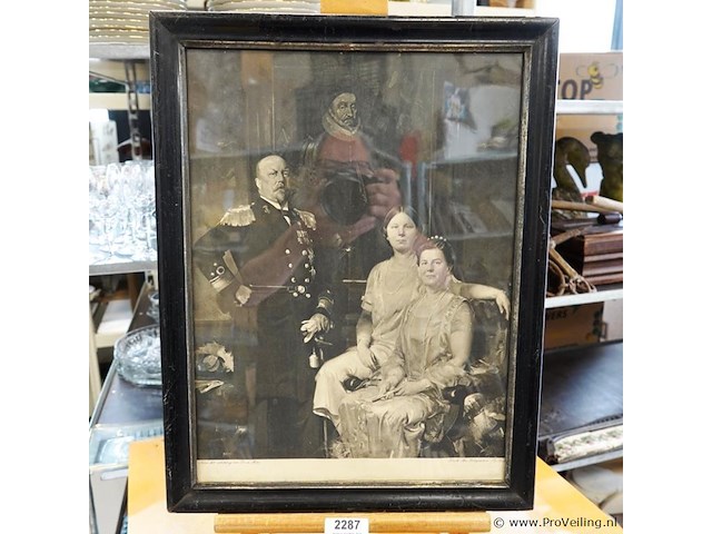 Staatsie portret - afbeelding 1 van  5