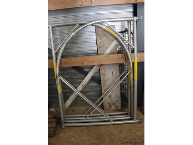 Stabilisator t.b.v. steiger - 4 stuks - afbeelding 1 van  6