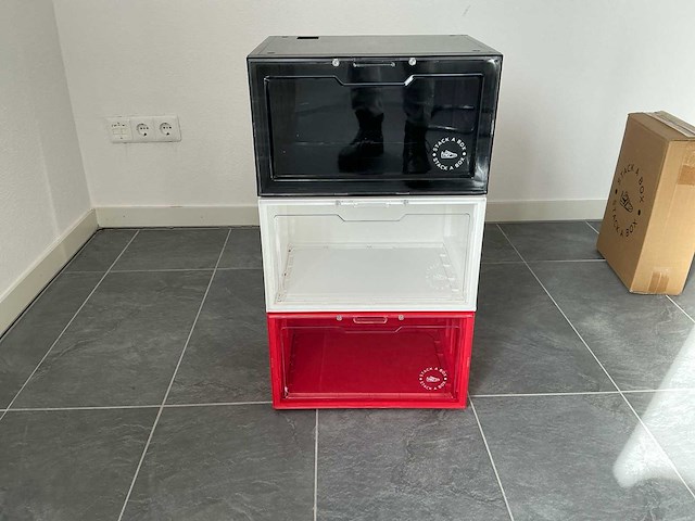 Stack a box sneaker display box (500x) - afbeelding 2 van  4