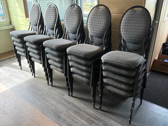 Stack chair (68x) - afbeelding 2 van  3
