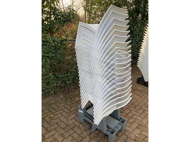 Stackchair june - restaurant chairs (20x) - afbeelding 1 van  5