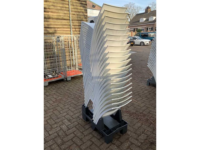 Stackchair june - restaurant chairs (20x) - afbeelding 4 van  5