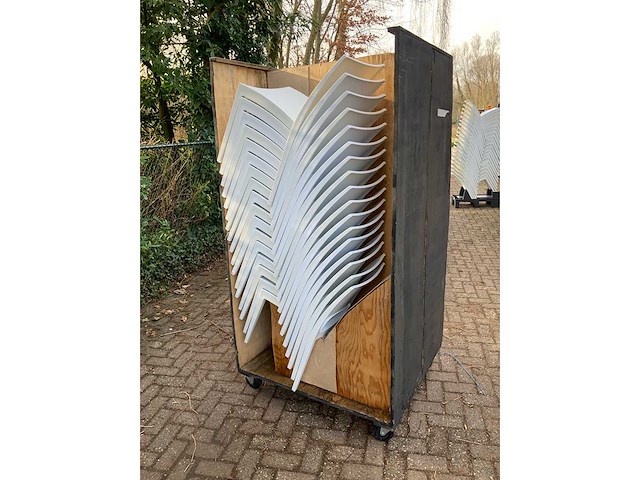 Stackchair june - restaurant chairs (34x) - afbeelding 5 van  7