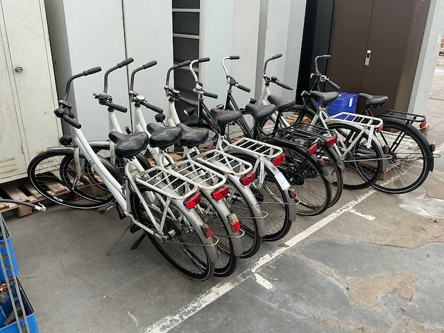 Stadsfiets (8x) - afbeelding 1 van  5