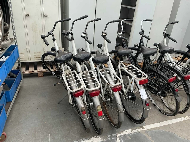 Stadsfiets (8x) - afbeelding 2 van  5