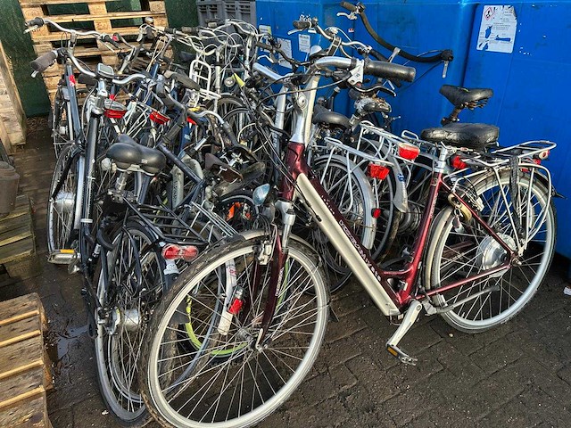 Stadsfietsen (17x) - afbeelding 2 van  10