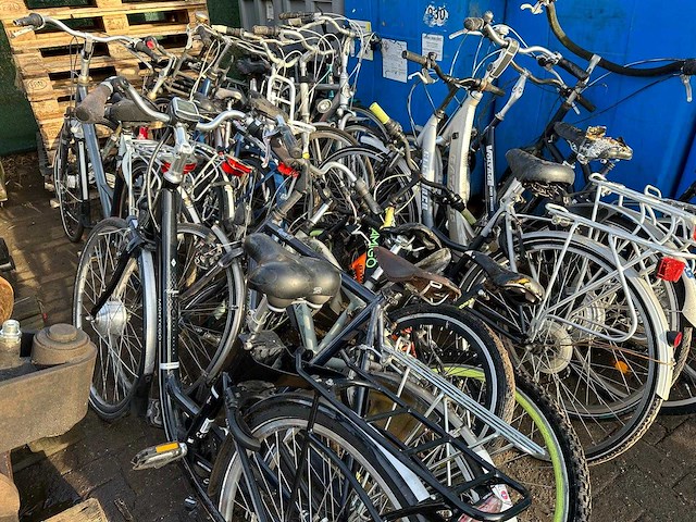 Stadsfietsen (17x) - afbeelding 1 van  10