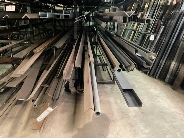 Stafmateriaal - afbeelding 4 van  5