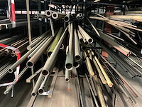 Stafmateriaal - afbeelding 4 van  7