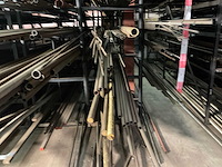 Stafmateriaal - afbeelding 5 van  7