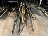 Stafmateriaal - afbeelding 6 van  7