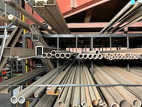 Stafmateriaal - afbeelding 4 van  7