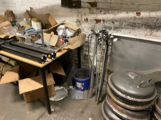 Stafmateriaal - afbeelding 7 van  23