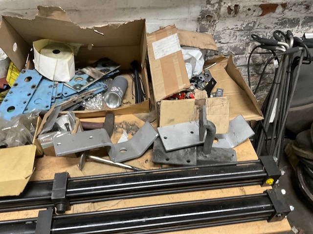 Stafmateriaal - afbeelding 9 van  23