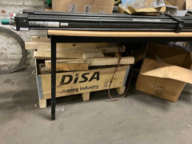 Stafmateriaal - afbeelding 13 van  23