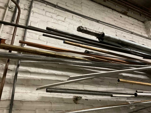 Stafmateriaal - afbeelding 18 van  23