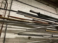 Stafmateriaal - afbeelding 18 van  23