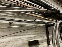 Stafmateriaal - afbeelding 19 van  23