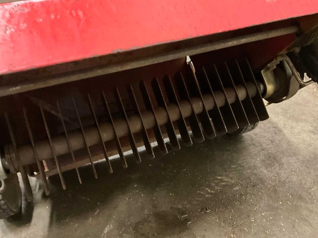 Stafor scarif s460 h verticuteermachine - afbeelding 6 van  6