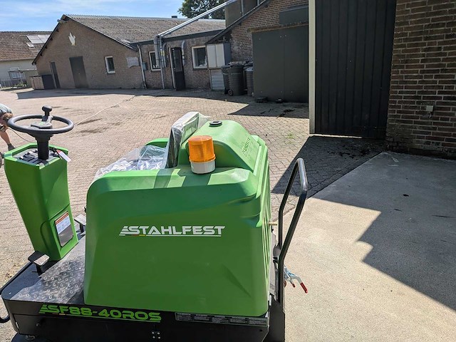 Stahlfest - 2026 - sf88-40ros - zelfrijdende veegmachine - afbeelding 5 van  10
