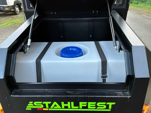 Stahlfest s150-50 zelfrijdende veegmachine - afbeelding 5 van  18