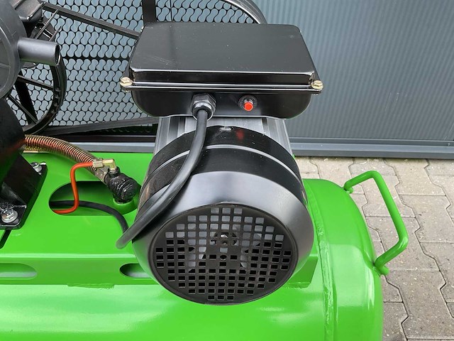 Stahlfest sf2200-115ac.0f 100l luchtcompressor - afbeelding 47 van  47