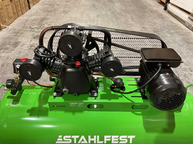 Stahlfest sfac3000-115 200l luchtcompressor - afbeelding 17 van  56