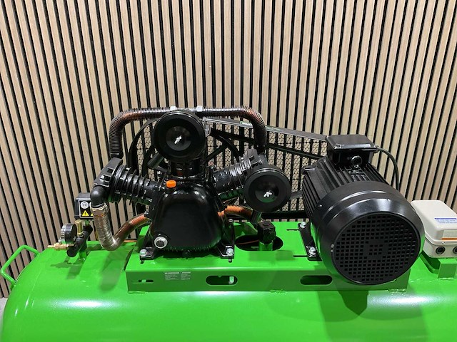 Stahlfest sfac7500-115 500 liter luchtcompressor - afbeelding 40 van  59